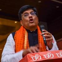 Novo Délhi, Índia - novembro 27 2022 - piyush goyal gabinete ministro e testemunho membro do bharatiya janata festa - bjp durante uma comício dentro Apoio, suporte do bjp foto