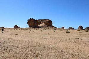 lindo dia Visão do al hegra, senhora Saleh arqueológico local dentro al ula, saudita arábia. foto