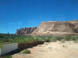 lindo dia Visão do al hegra, senhora Saleh arqueológico local dentro al ula, saudita arábia. foto