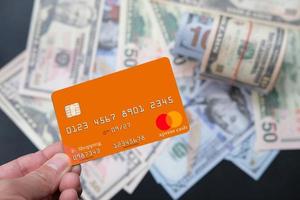 cartão de crédito e conceito de compras online foto
