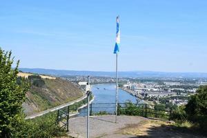 Visão através andernach e a Rhine foto