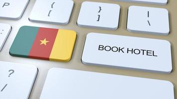 livro hotel dentro Camarões com local na rede Internet on-line. botão em computador teclado. viagem conceito 3d animação. livro hotel texto e nacional bandeira. 3d ilustração foto