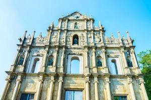 ruínas da igreja de st.paul na cidade de macau, china foto