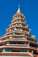 wat huay pla kang em chiang rai, tailândia foto