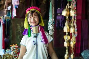 mae hong filho, tailândia-nov 21 de comprimento pescoço Karen mulheres, 1 Colina tribo dentro huy sauro tao Vila em 21 novembro, 2014 mae hong filho, Tailândia foto