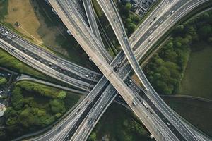 rodovia junção a partir de aéreo Visão foto