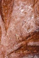 delicioso fresco crocantes Castanho pão com cereal grãos e especiarias foto