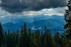 panorama do a tatra montanhas foto