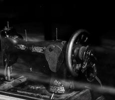 máquina de costura antiga foto