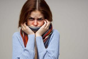 mulher pescoço cachecol frio lenço fechar-se foto