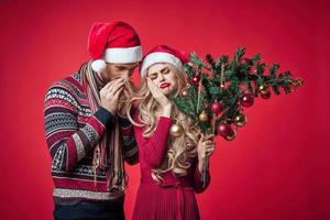 homem e mulher feriado Natal emoções romance decoração foto