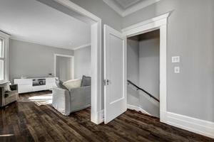 luxo renovado apartamento dentro velho propriedade dentro Montreal, Canadá foto