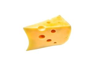 peça do queijo isolado em branco fundo. foto