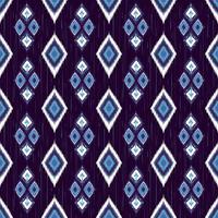 ikat étnico tecido padronizar. índigo e branco. desatado padronizar dentro tribal. Projeto para tapete, papel de parede, roupas, embrulho, tecido, capa foto