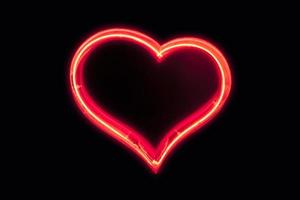 vermelho coração - néon luz foto