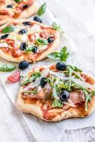 prosciutto mini pizza foto