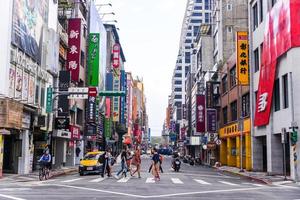 Taipei, Taiwan - Outubro 07, 2017-ximending é uma Vizinhança e compras distrito dentro a wanhua distrito do Taipei, Taiwan. isto estava a primeiro pedestre zona dentro Taiwan foto