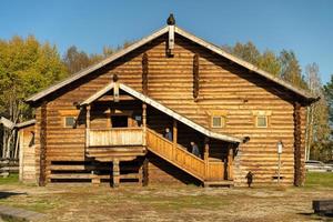 cabanas de madeira e edifícios em taltsy, irkutsk foto