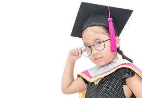 fofa ásia menina aluna pensando dentro graduação boné foto