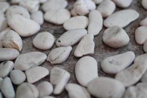 irregular clusters do branco pedras foto