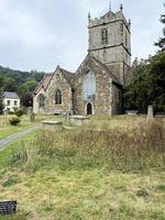 uma Visão do a Igreja às Igreja Stretton dentro Shropshire foto