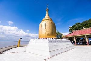 buphaya pagode dentro Bagan, myanmar. foto