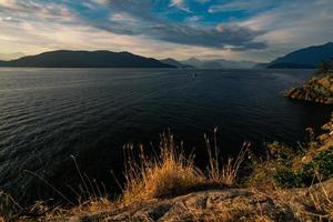 por que tecliff parque dentro oeste Vancouver com deslumbrante panorama Visualizações foto