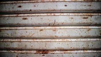 enferrujado ferro listrado garagem porta foto