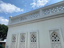 abstrato fundo com islâmico ornamento, árabe geométrico textura. mesquita cerca motivo foto