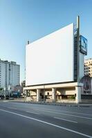 futurista cidade Painel publicitário crio uma em branco tela de pintura para seu Próximo publicidade campanha foto