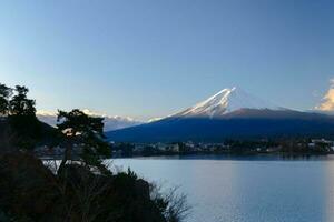 cênico nascer do sol do Fujisan às manhã, Japão foto