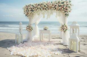 romântico Casamento cerimônia em a de praia. Casamento arco decorado com flores foto