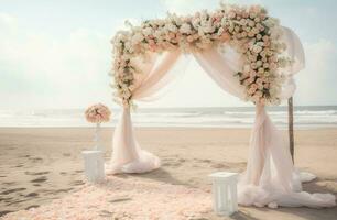 romântico Casamento cerimônia em a de praia. Casamento arco decorado com flores foto