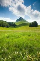 vista panorâmica das montanhas foto