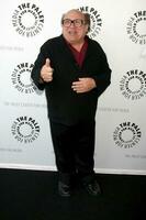 danny devito transportando às a Está sempre ensolarado dentro Filadélfia às paleyfest09 evento em abril 10 2009 às a luz do arco cinemas hollywood califórnia2009 foto