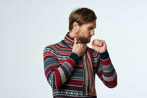 homem suéter saúde problemas gripe infecção estúdio foto