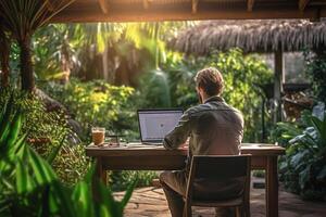 uma homem sentado em uma mesa lado de fora usando uma computador portátil dentro uma jardim com generativo ai foto