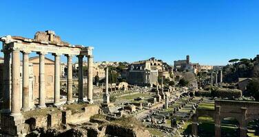 a romano fórum, dentro Roma foto