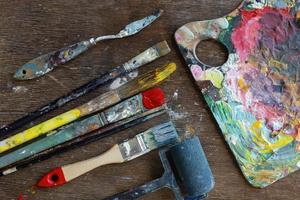 close-up de ferramentas de pintura foto
