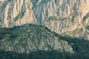 vista panorâmica da montanha foto