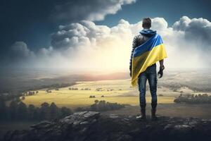 ucraniano portador de bandeira carrinhos orgulhoso em montanha principal, olhando às a horizonte - uma símbolo do liberdade ai gerado foto