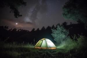 ai gerado noite acampamento a partir de Fora do uns diariamente vida em a floresta foto