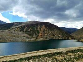 lulusar lago naran kpk foto