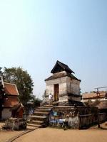 wat phra aquele templo lampang luang na província de lampang, tailândia foto