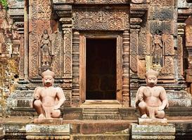 Templo Banteay Srey em Siem Reap, Camboja foto