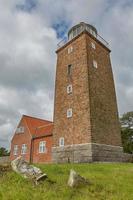 torre do farol em svaneke, na ilha de bornholm dinamarca foto