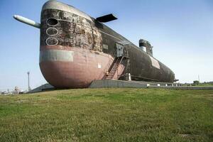 Togliatti, Rússia, 03/08/2016, submarino em a território do a museu do tecnologia dentro togliatti. foto