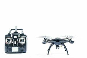 drone em fundo branco foto
