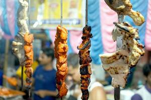 Kebab pronto para vendendo às zakaria rua durante eid foto