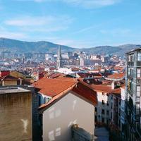 paisagem urbana da cidade de bilbao, espanha, destino de viagem foto